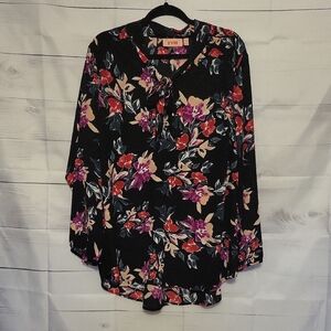 EVRI Women's Black Floral Blouse